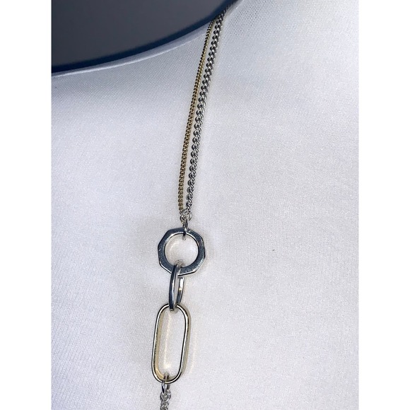 Kenneth Cole New York Silver & Gold Tone Interlocking Rings Necklace EUC - Picture 2 of 9